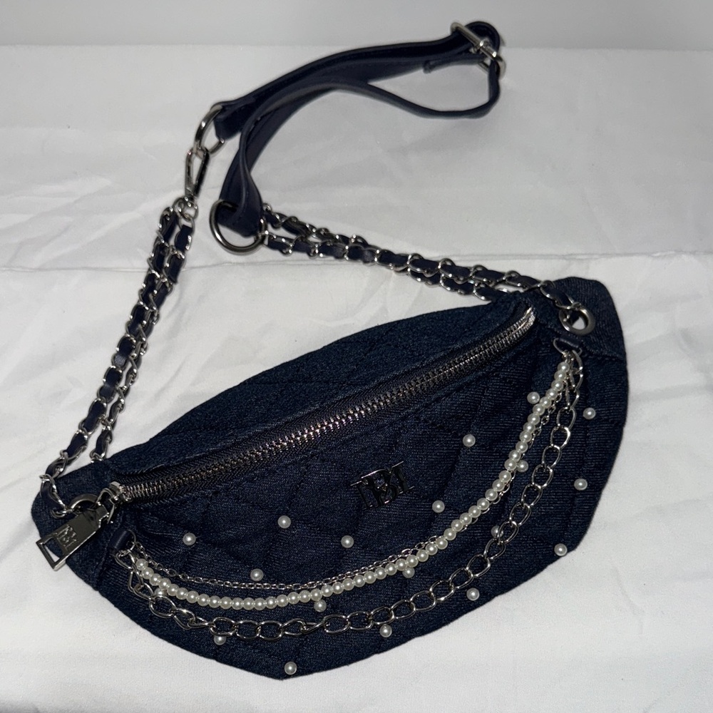 Elegant Denim Chain-Embellished Women's Bag